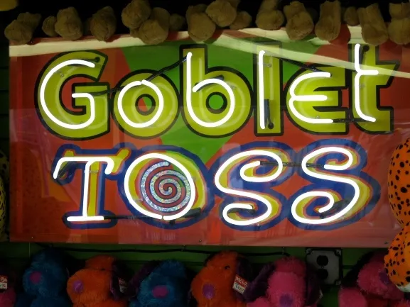 goblettossneonsign-l1_library_42395 goblettossneonsign-l1_library_42395